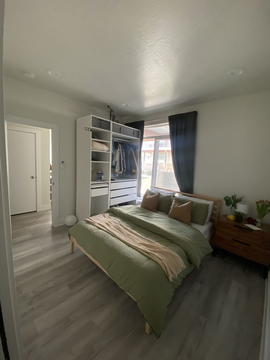 Spacious Basement — Ideal for Pilots or Aviation Professionals (SLC Area)