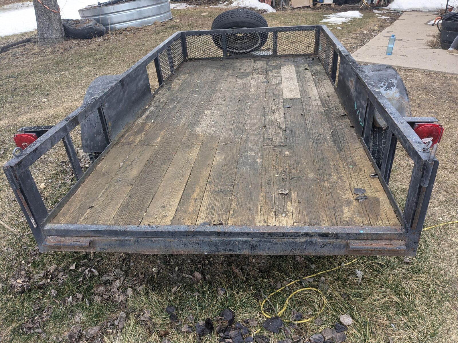 Flatbed Trailers, Heavy Duty 18' ft and 5' x 10' Walton.