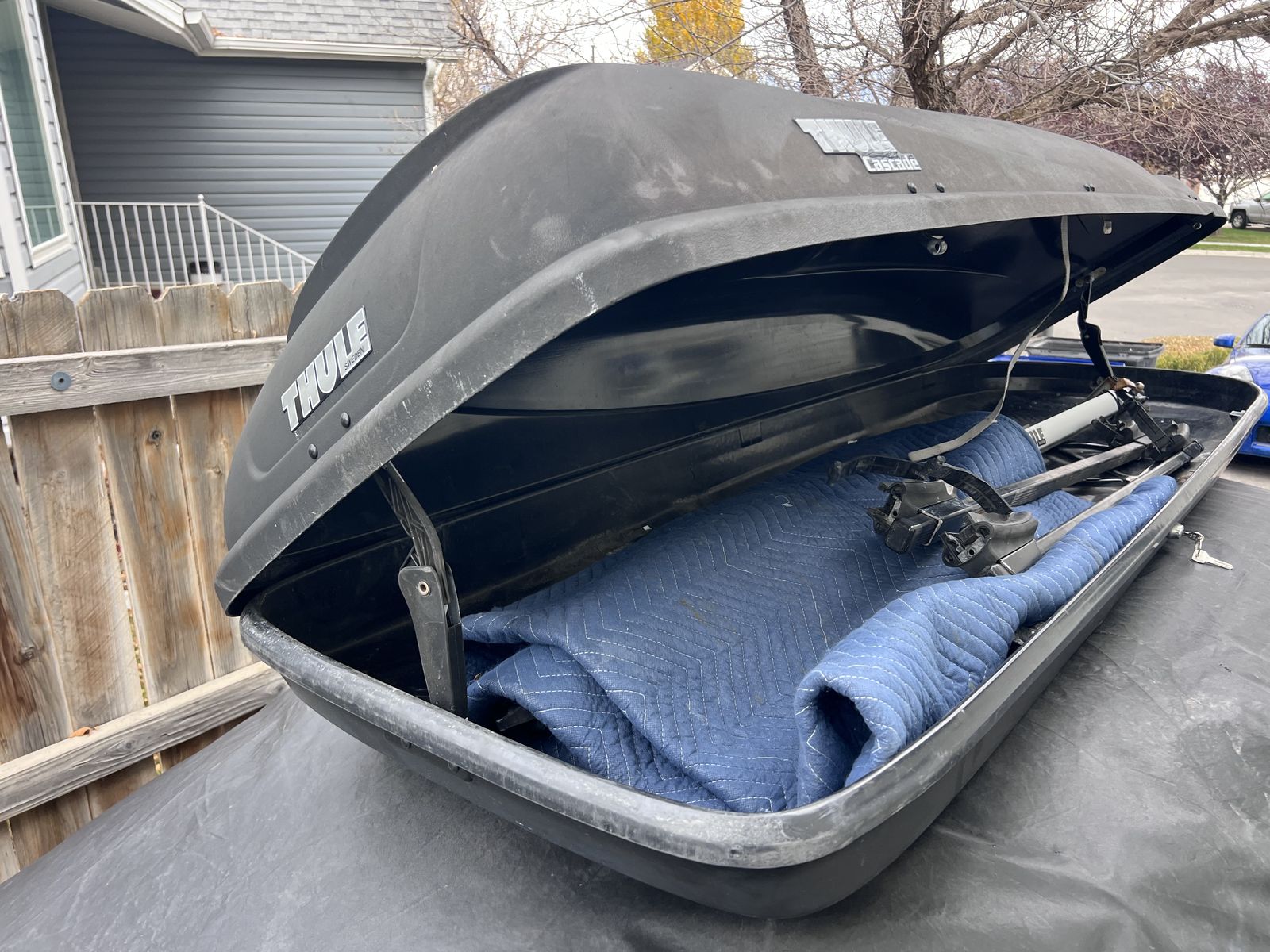 Thule Cascade roof-mounted cargo box.