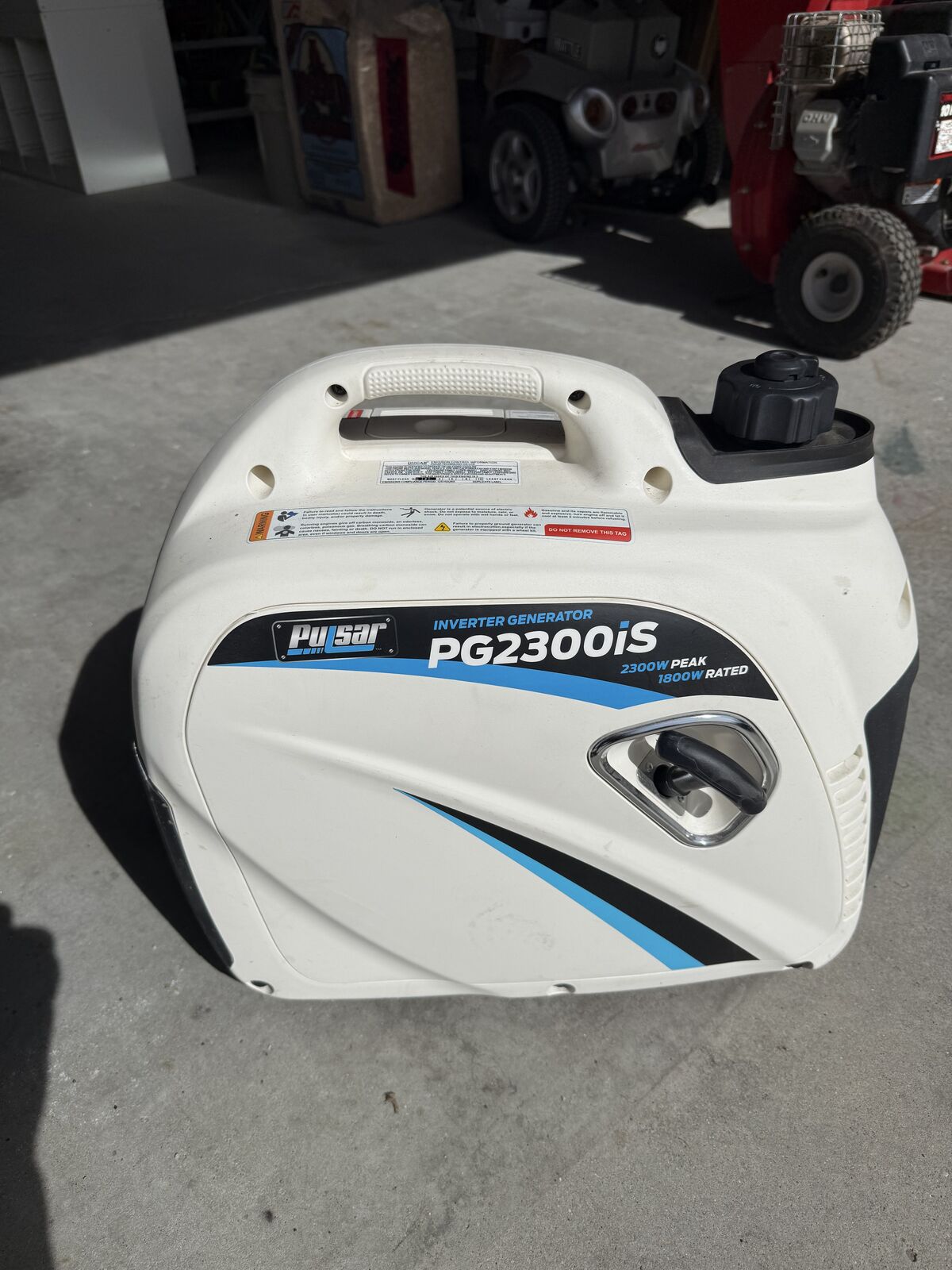 Pulsar 2300 W generator