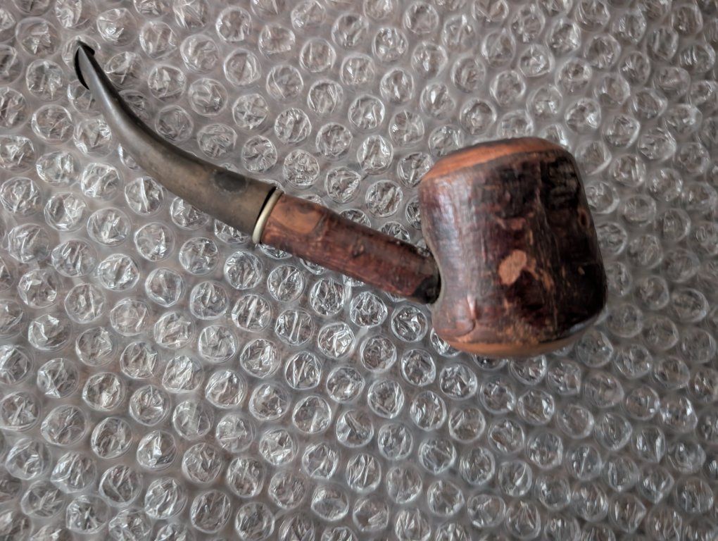 Vintage rustic real cherry French tobacco pipe