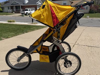 Bob Ironman Lightweight Jogging Stroller