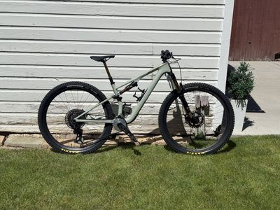 2024 Specialized Epic 8 Evo Pro Medium