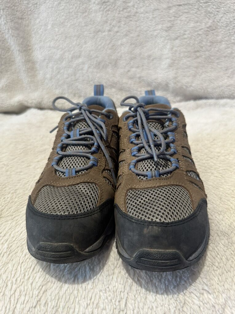 Ascent Women’s 7.5 Brown/Gray WP Hiking Shoes