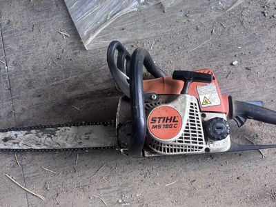 STIHL MS 180 C Chainsaw
