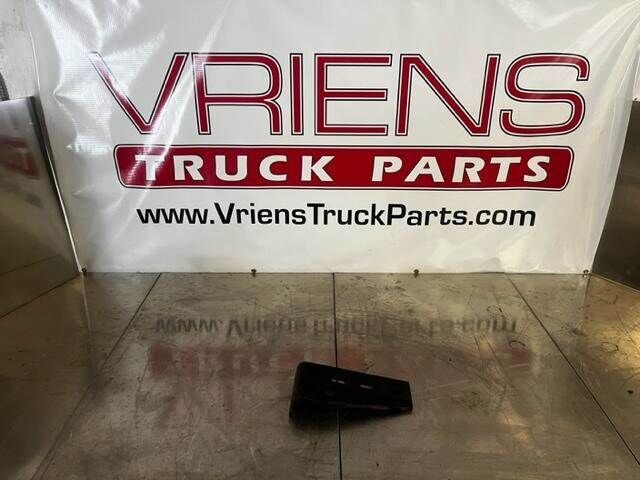 Kenworth T600 Left Crossmember