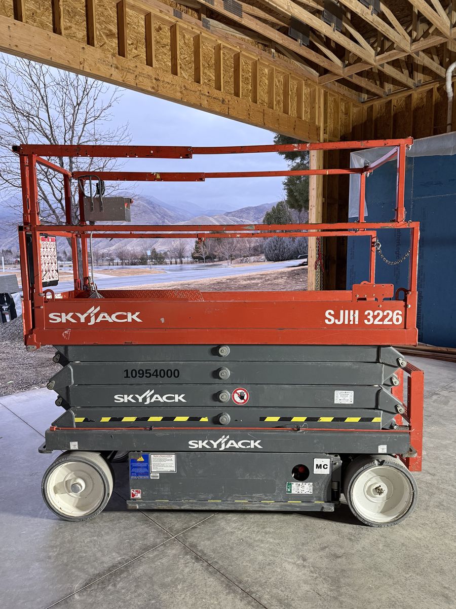26 Ft SkyJack Scissor Lift For Rent