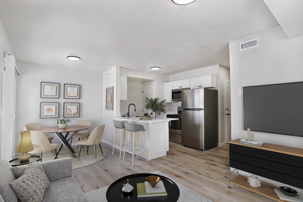 3 bed 1.5 bath for rent