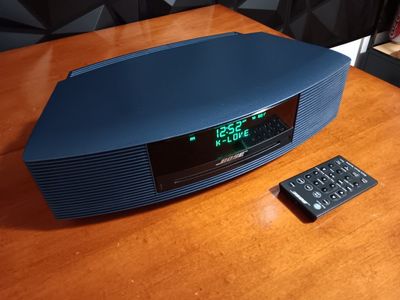 Bose Wave Music System III, Midnight Blue Limited Edition, Copper Accents, with Remote Control, Tested. Excellent Conditions!