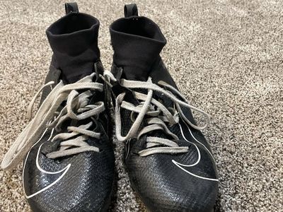 Nike Men's Vapor Untouchable Football Cleats Black High Top Size 10.5