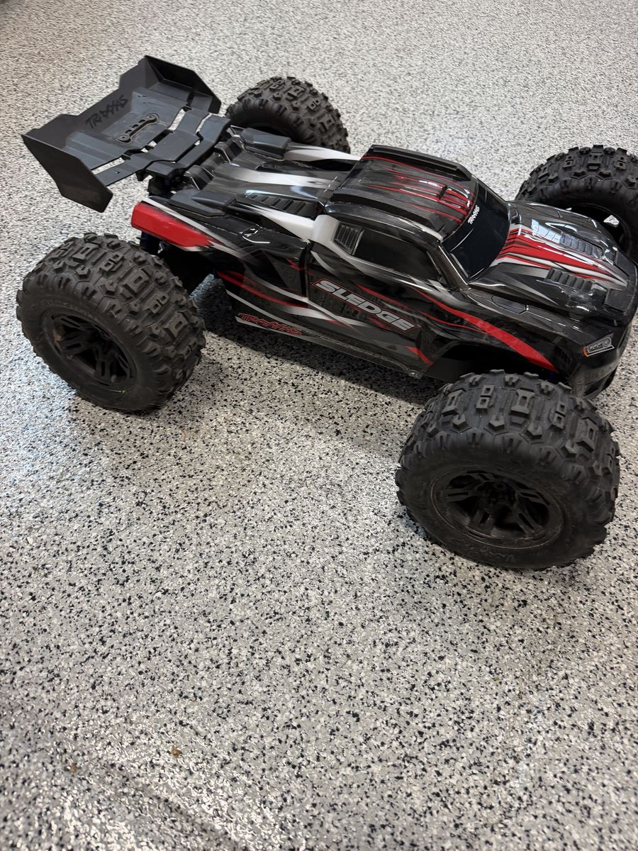 Traxxas Sledge