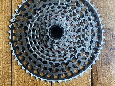 SRAM Eagle XS1297 12-Speed Cassette - 10-52t - Lunar Grey/Black barely used