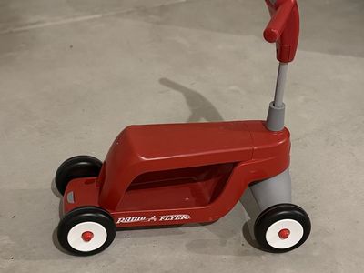 Radio Flyer Red 4-Wheel Plastic Kids Rider Walker Push Toy