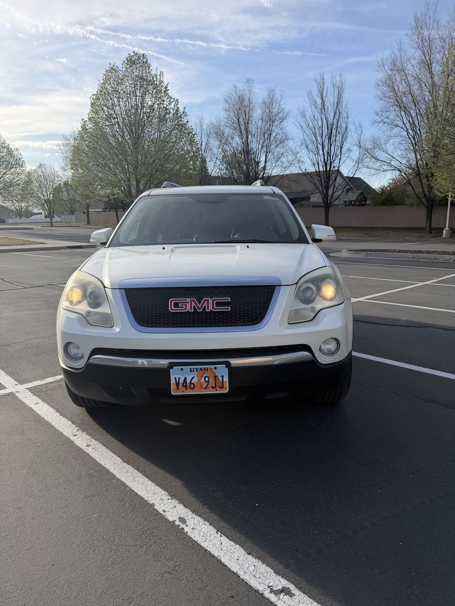 2011 GMC Acadia SLT