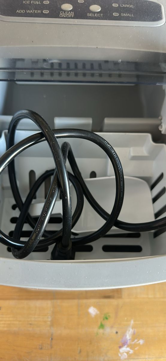Main image 3