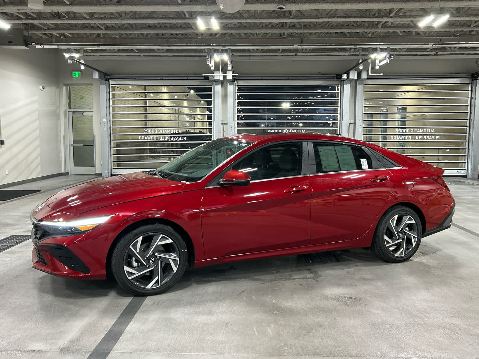 2025 Hyundai Elantra Hybrid Limited