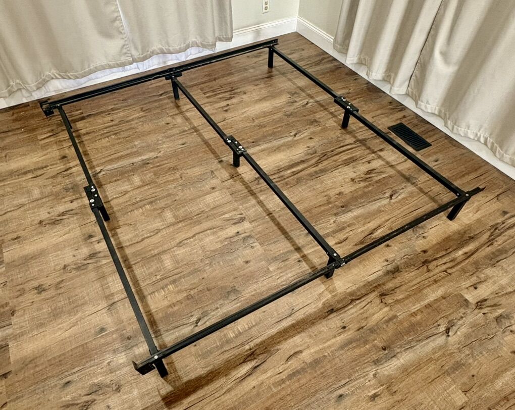 King bed Frame