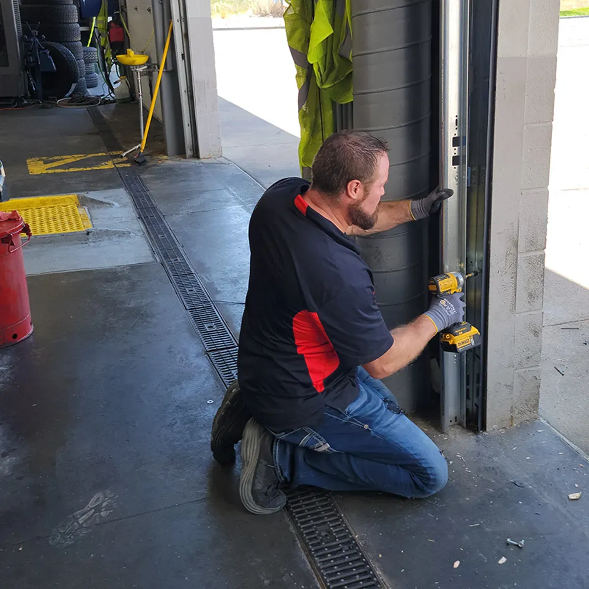 Garage Door Opener Repair | Garage Door Repair | Garage Door Installation | Spring Repair | Commercial Doors