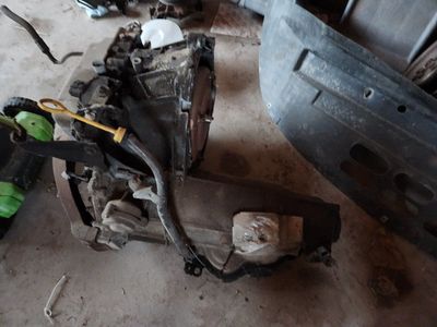 automatic transmission from 1999 ford taurus