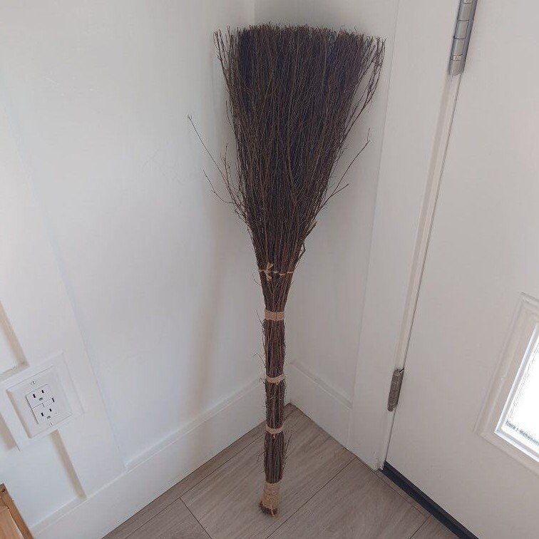 Decorative Cinnamon Scented Broom