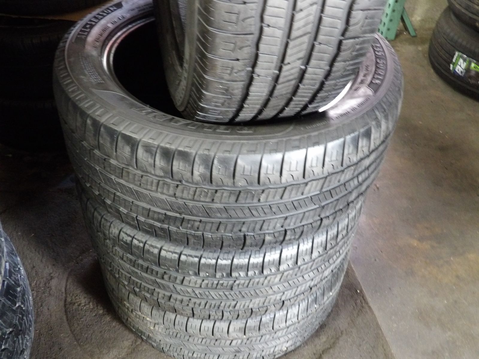 235/50R18 GOODYEAR RELIANT A/T SET OF USED TIRES