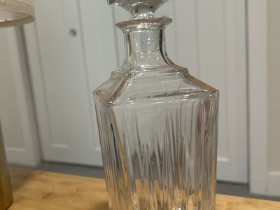 Crystal Decanter with Stopper