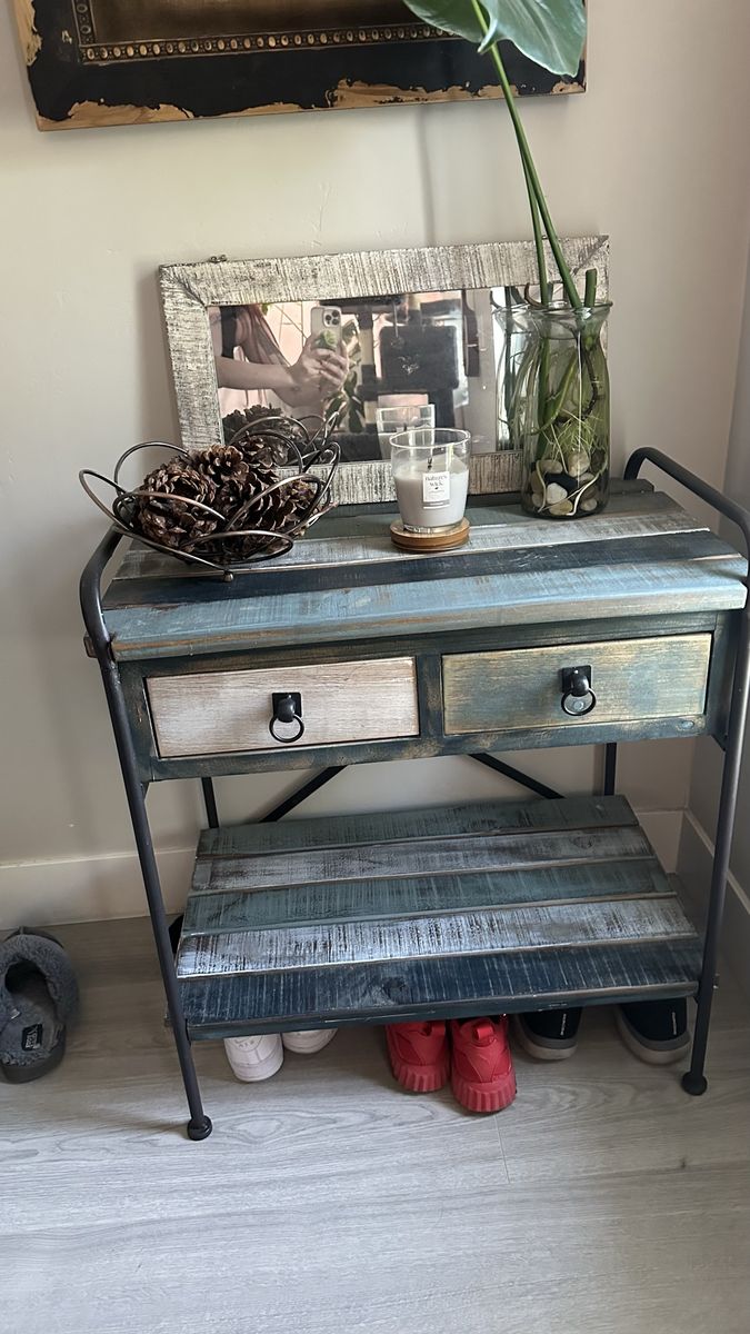 Cute little entryway table