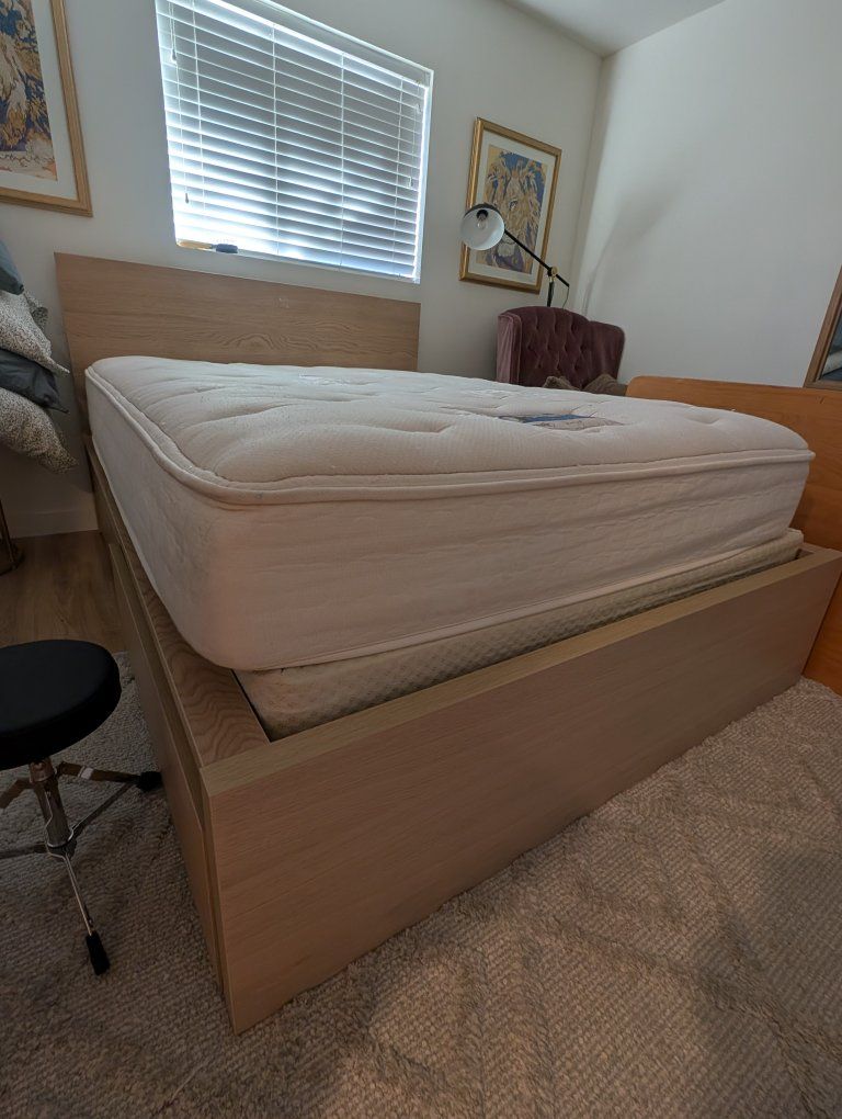 Serta Perfect Sleeper Full Size Mattress and Platform Bed Frame with Storage Drawers