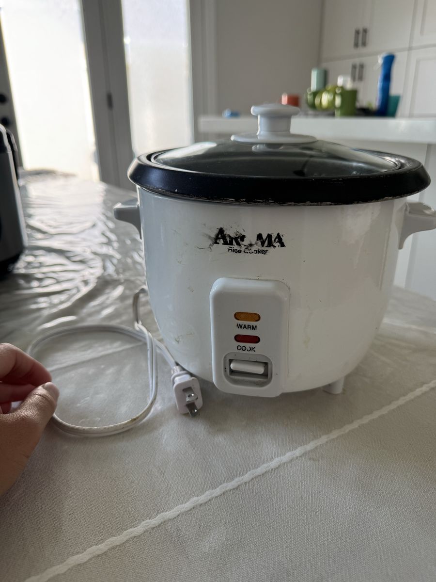 Aroma small rice cooker