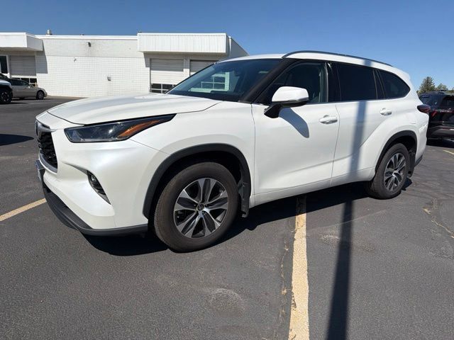 2021 Toyota Highlander XLE