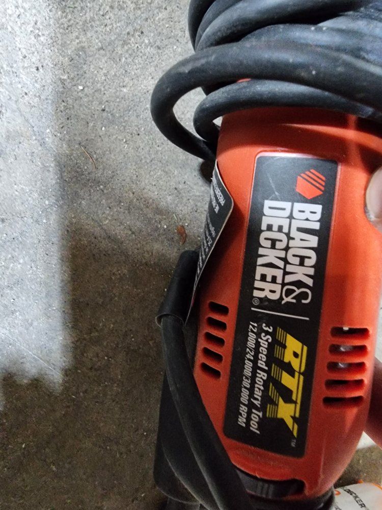 Black & Decker RTX 3 Speed Rotary Tool 12,000/24,000/30,000 RPM with Cut-Off Discs
