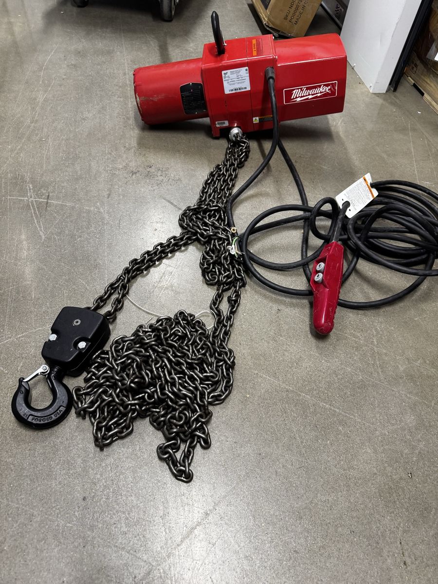 NEW MILWAUKEE 9573 2 TON ELECTRIC CHAIN HOIST