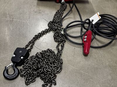 NEW MILWAUKEE 9573 2 TON ELECTRIC CHAIN HOIST