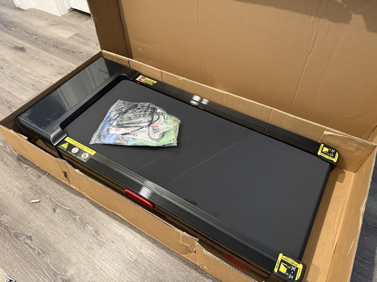 Brand New TRAILVIBER Walking Pad Treadmill with 12% 9-Level Auto Incline
