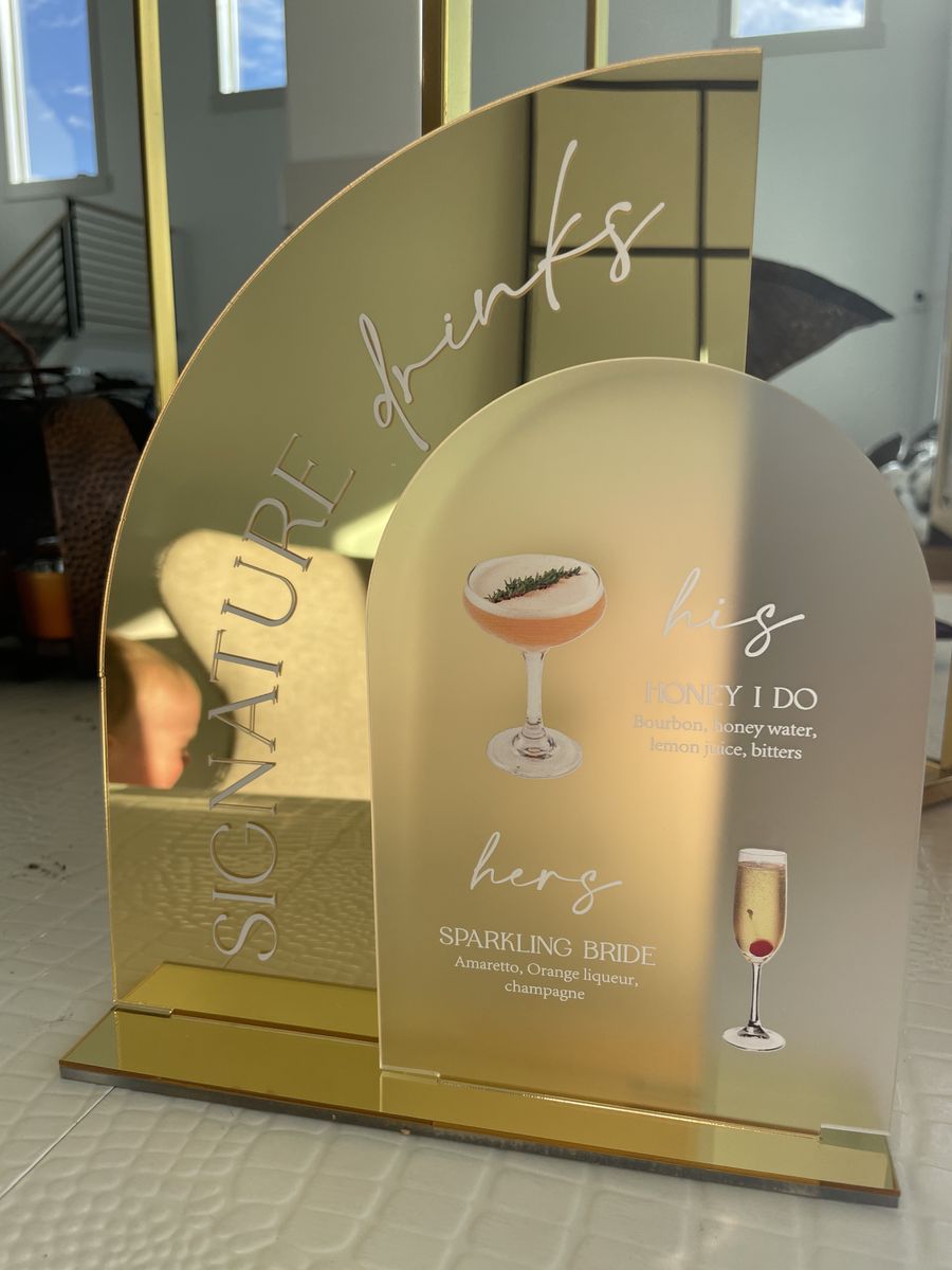 Signature Drinks Sign