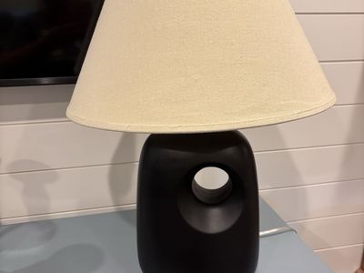 Black lamp