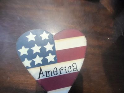 America Heart Flag Rustic Wood Decor Patriotic Wall Hanging Folk Art