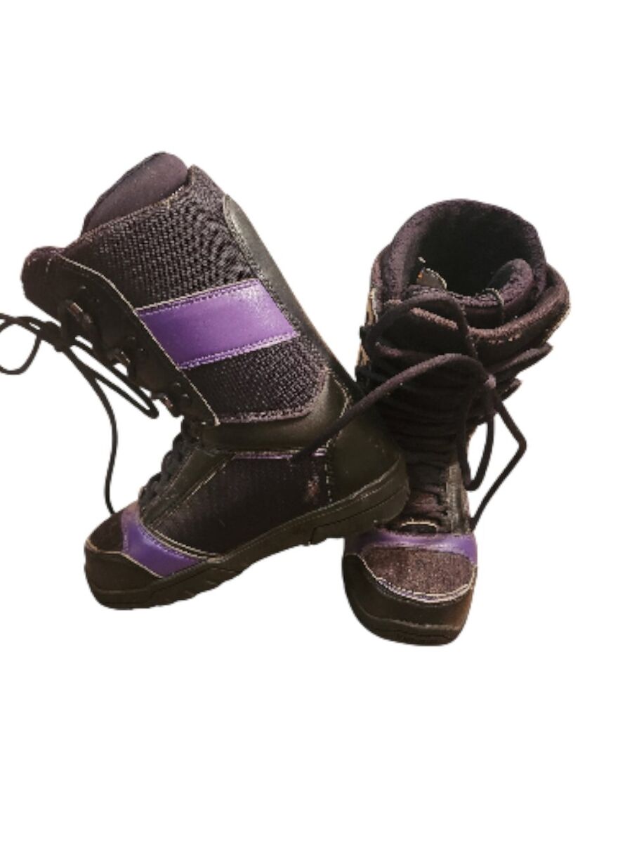(ThirtyTwo) Snowboard Boots Size 6.5