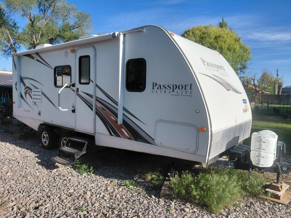 Priced to sell!! 2013 Keystone Passport Elite