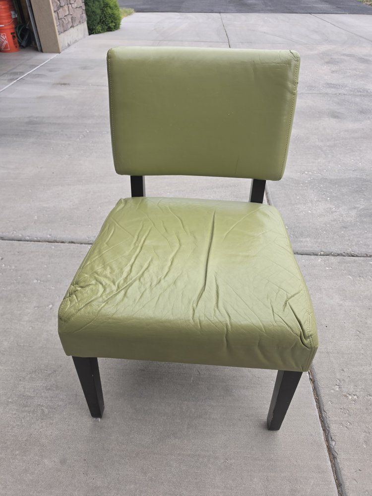green accent chair