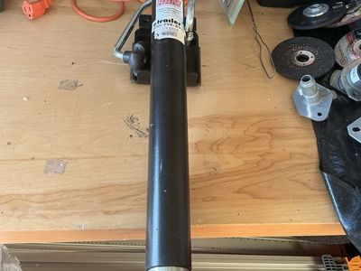 RAM 2,000 lb Swivel Trailer Jack – TJB-2002-B