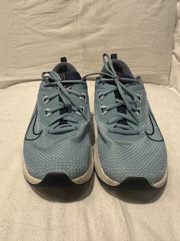 Nike Juniper Men’s 9 Blue Gore-Tex Trail Shoes