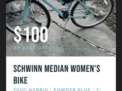 Schwinn Median 700c Women's 7-Speed Cruiser Bike - Powder Blue, Grip Shift