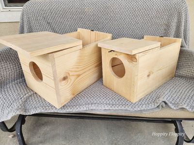 Rabbit Nest Box's