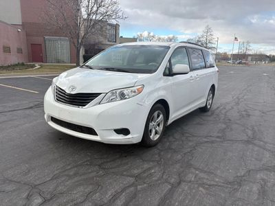 2012 TOYOTA SIENNA LE 7-Passenger Auto Access Seat