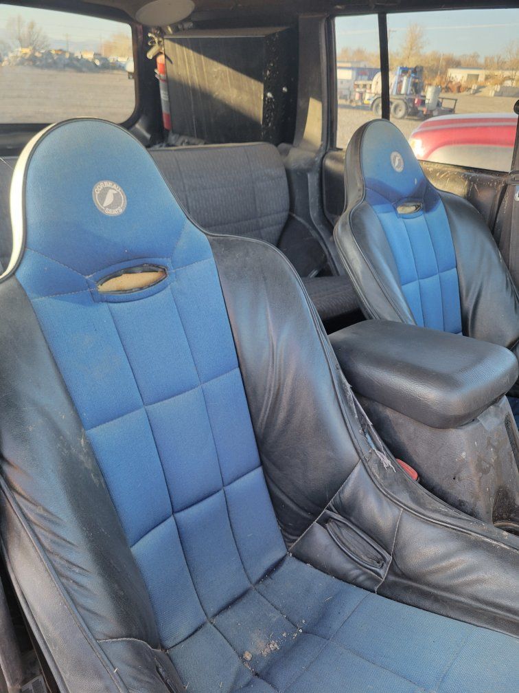 corbeau seats