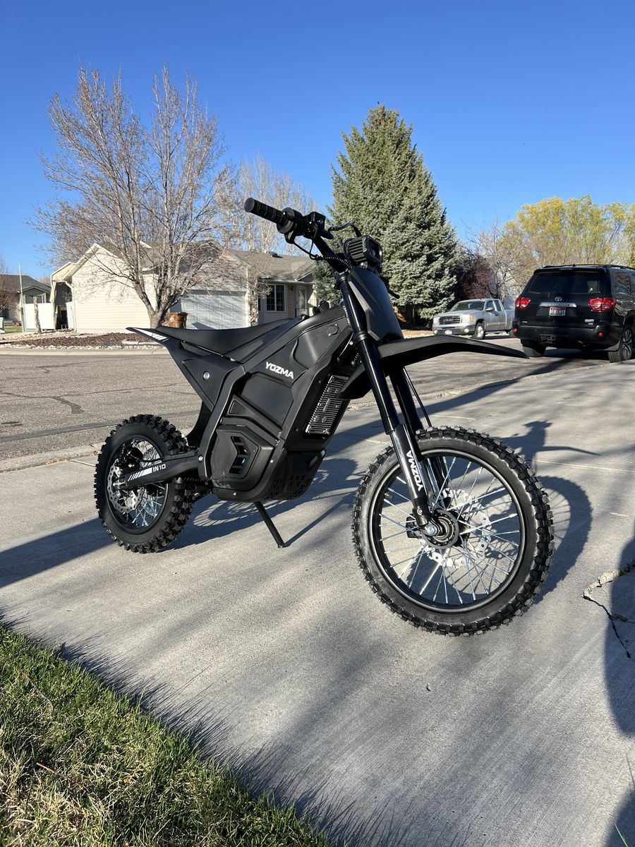 BLACK EDITION YOZMA IN10 BASE