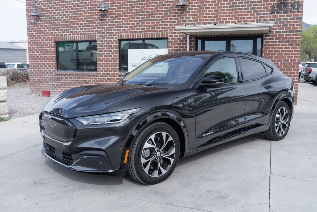 2022 Ford Mustang Mach-E Premium