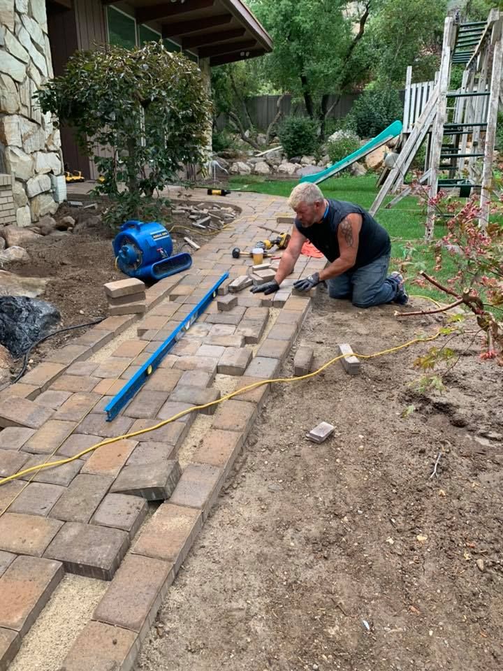 Fence Installation & Repair | Vinyl Fence | Wood Fence | Chain Link | Landscaping | Gutters | Concrete