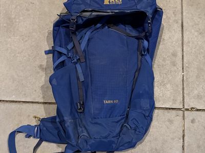 REI Co-op Tarn 40L Blue Kids' Hiking Backpack